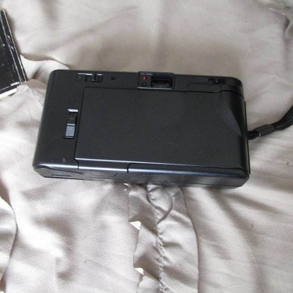 Vivitar 35mm film camera - Picture 4 of 8